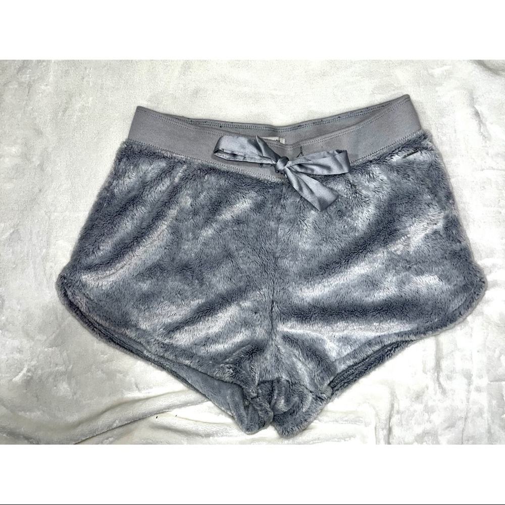 Gilly Hicks Soft Faux Fur Sleep Shorts || Small